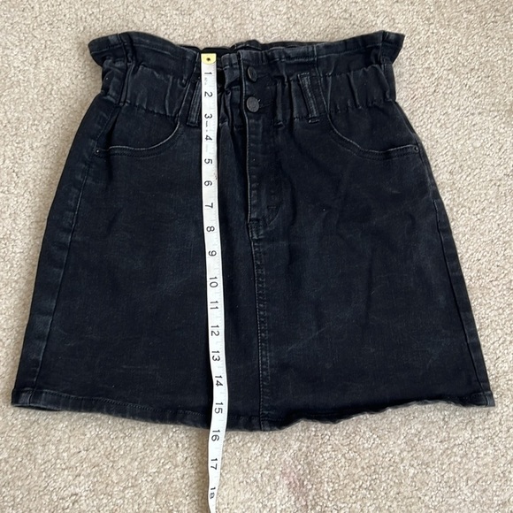 Ladies size‎ xs black mini skirt by Jolt - Picture 4 of 4